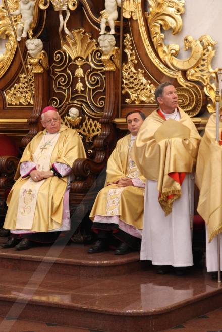 Ks. bp Stefan Cichy oraz ks. bp Adam Ba�abuch - 8 pa�dziernika 2011 r.